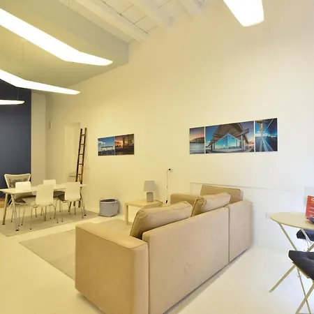 Izzhome Loft 84 Lejlighed