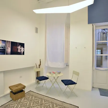 Izzhome Loft 84 Lejlighed